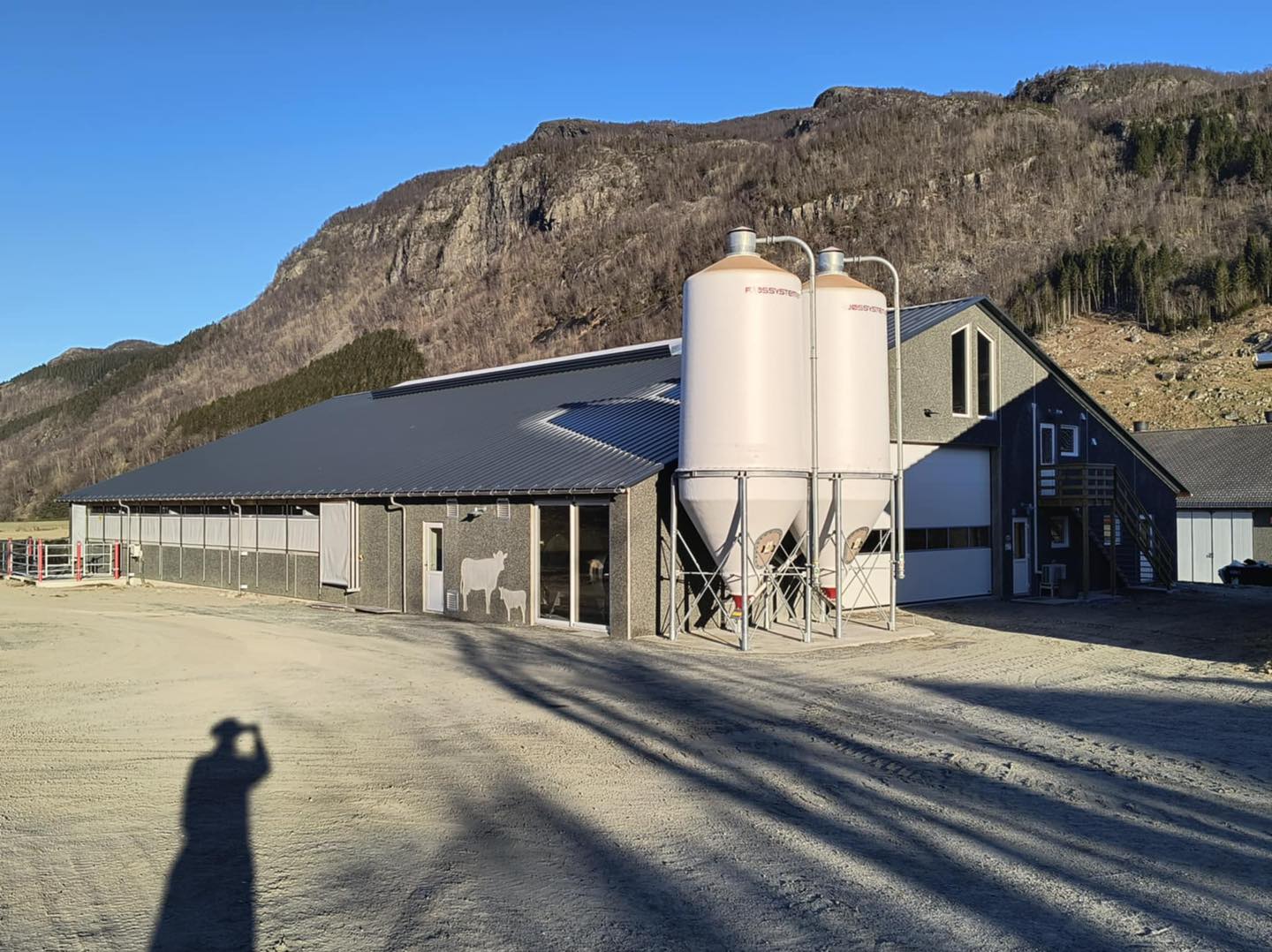 May Sissel og Sveinar Vadla i Årdal, februar 2025